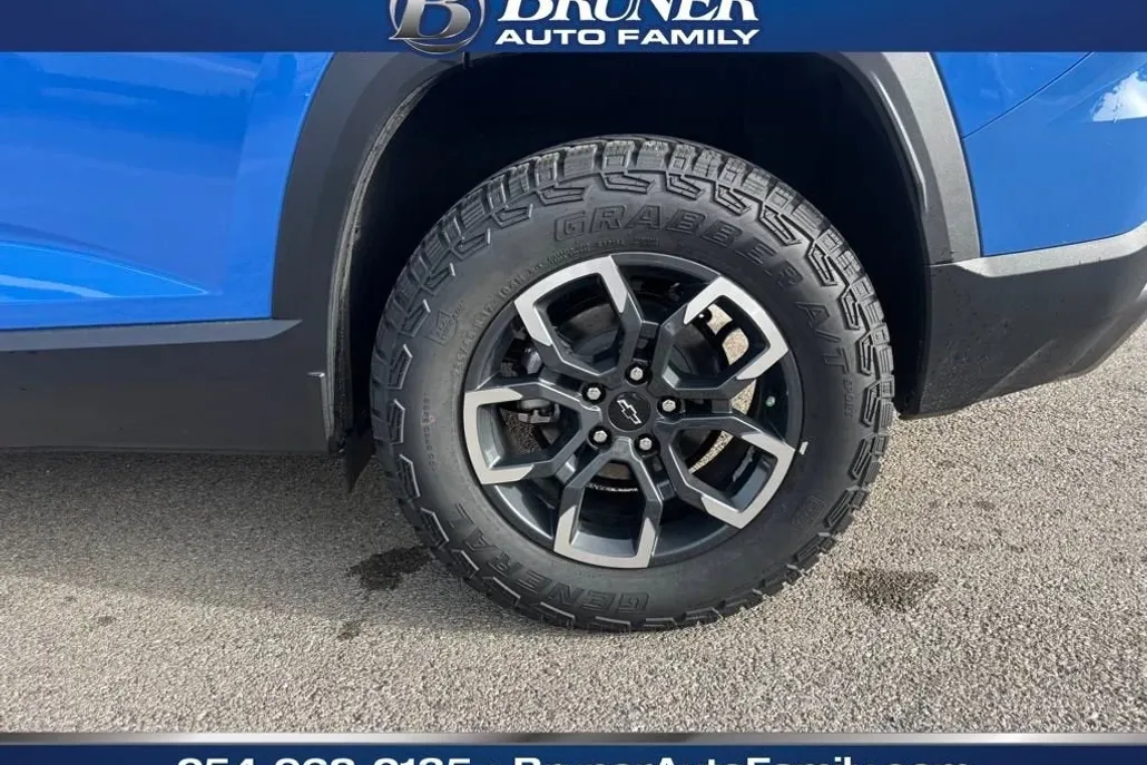 2025 Chevrolet Equinox ACTIV photo 1
