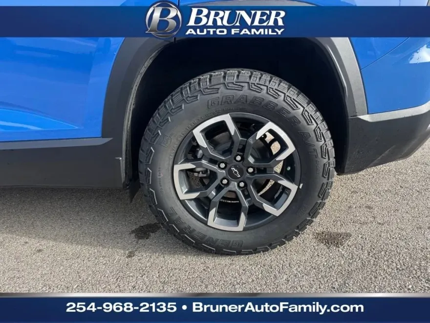 2025 Chevrolet Equinox ACTIV photo 1