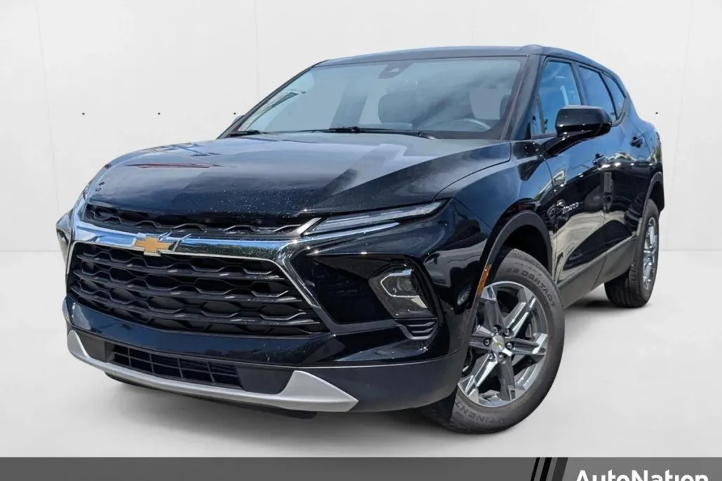2025 Chevrolet Blazer 2LT photo 1