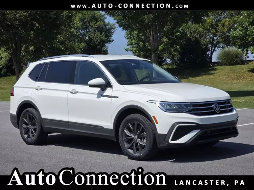 2022 Volkswagen Tiguan SE photo 1