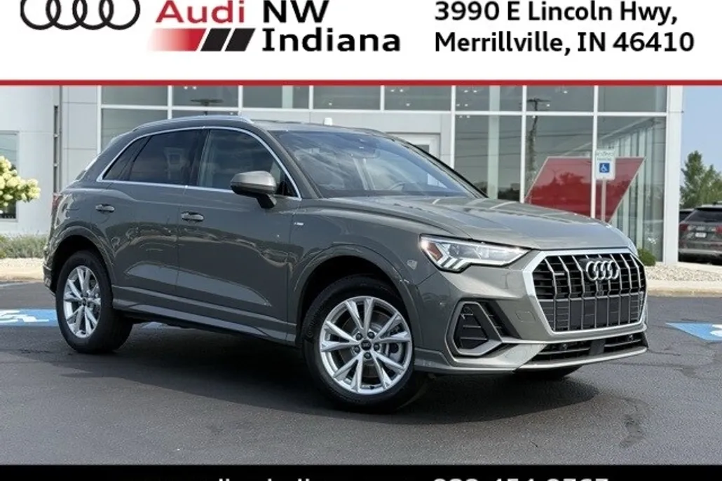 2025 Audi Q3 45 TFSI S line Premium photo 1