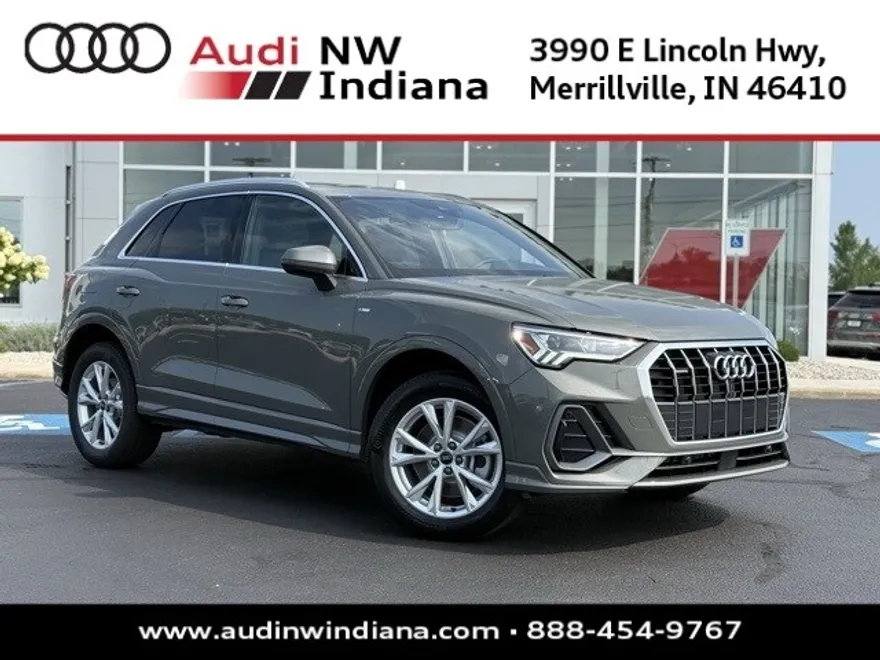 2025 Audi Q3 45 TFSI S line Premium photo 1