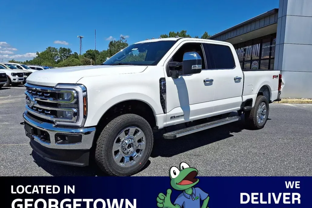 2025 Ford F-250 Lariat photo 1