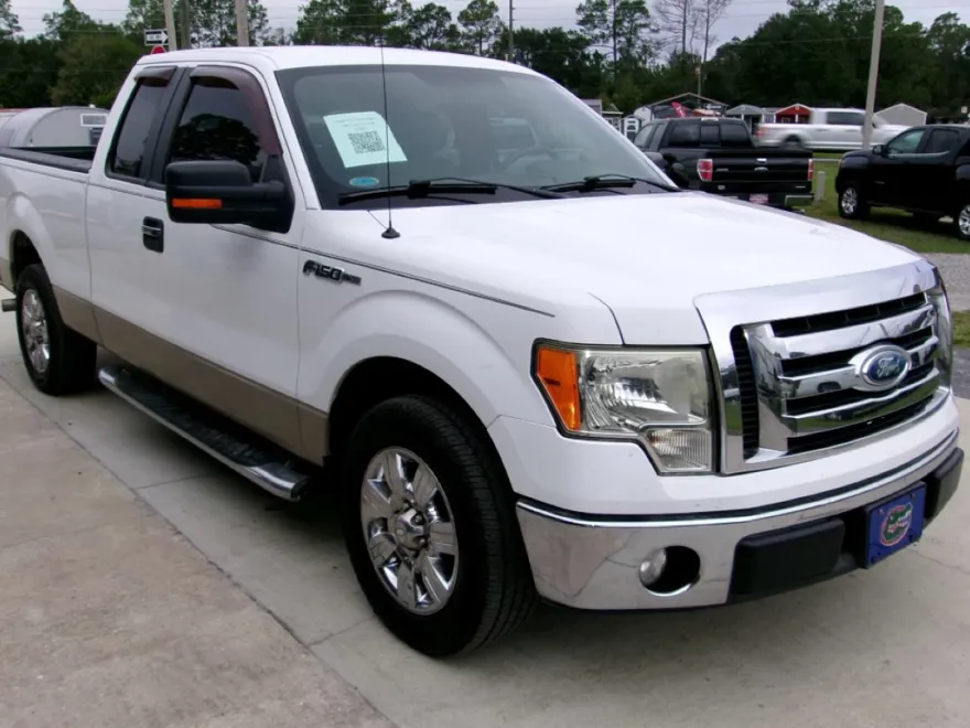 2009 Ford F-150 XLT photo 1