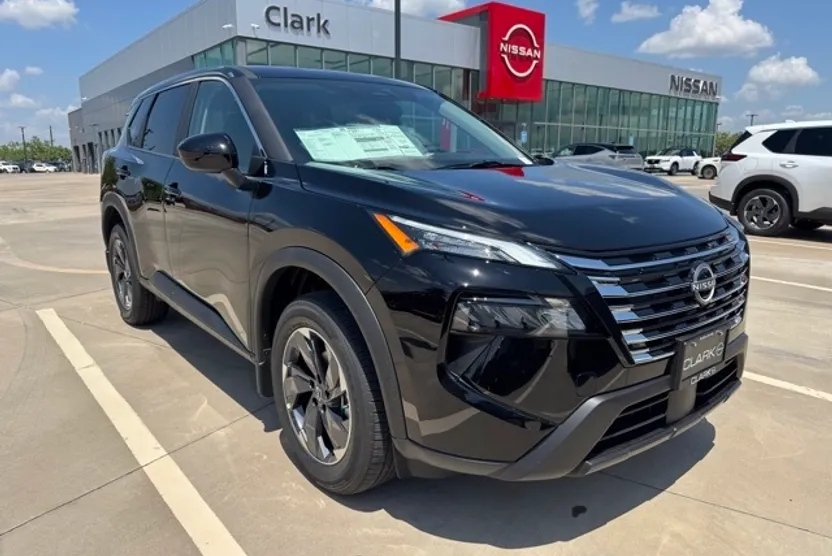 2026 Nissan Rogue SV photo 1
