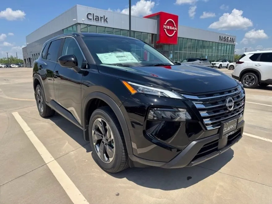 2026 Nissan Rogue SV photo 1