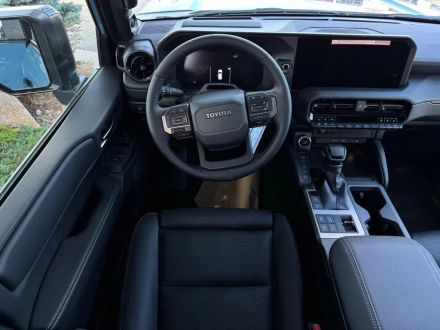 2025 Toyota Land Cruiser photo 1