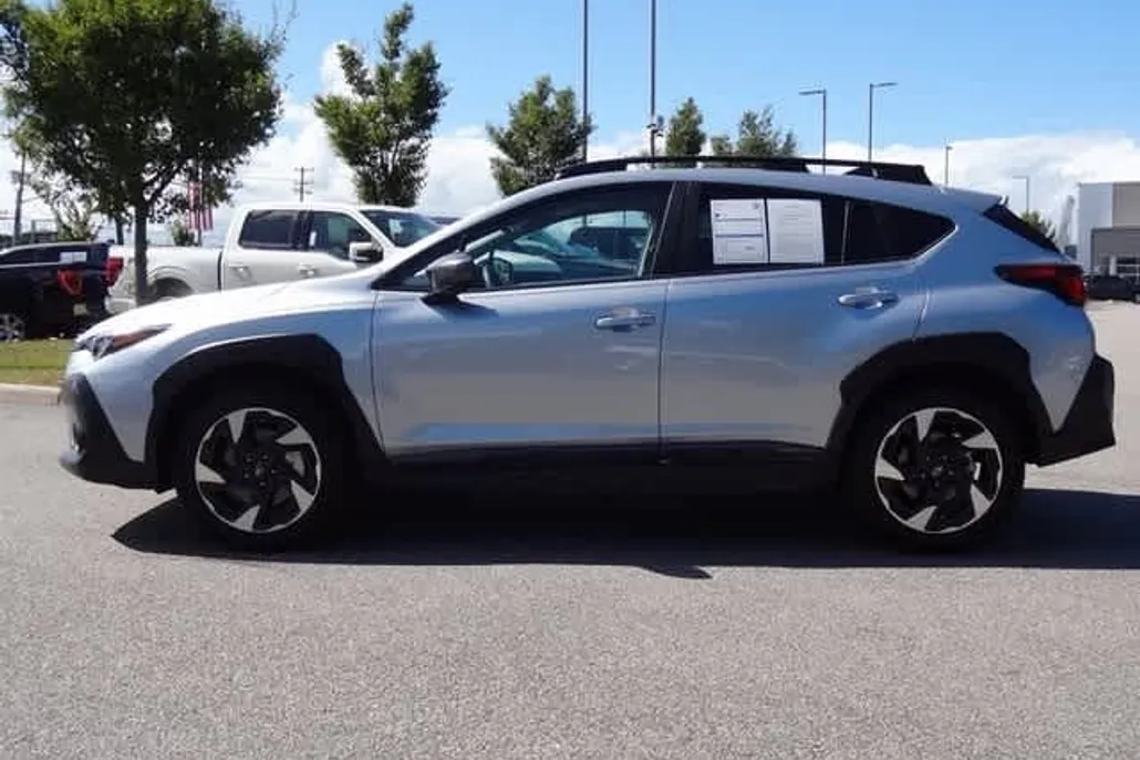 2024 Subaru Crosstrek Limited photo 1