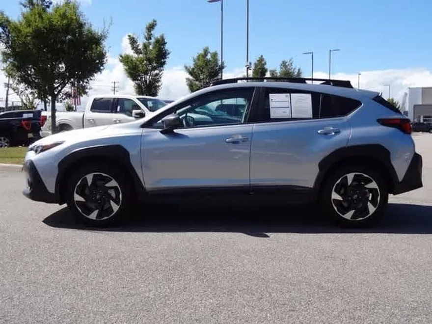 2024 Subaru Crosstrek Limited photo 1