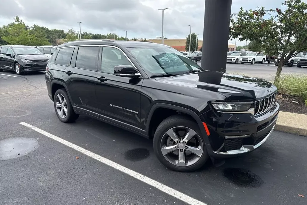 2021 Jeep Grand Cherokee Limited photo 1