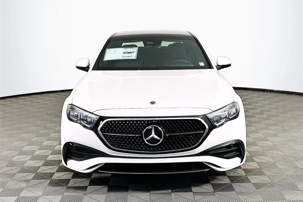 2026 Mercedes Benz E 350 4MATIC Sedan photo 1