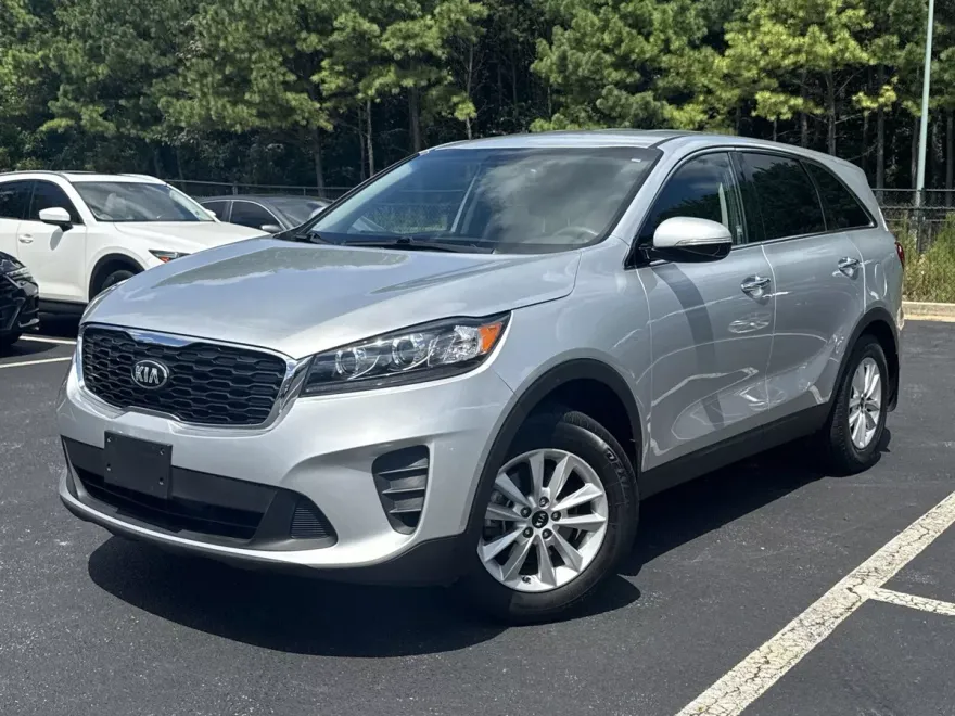 2019 Kia Sorento LX photo 1