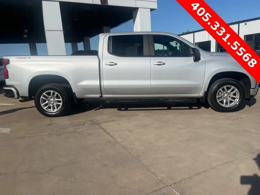 2021 Chevrolet Silverado 1500 RST photo 1