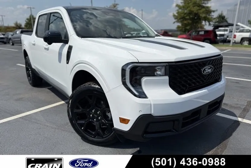 2025 Ford Maverick Lariat photo 1