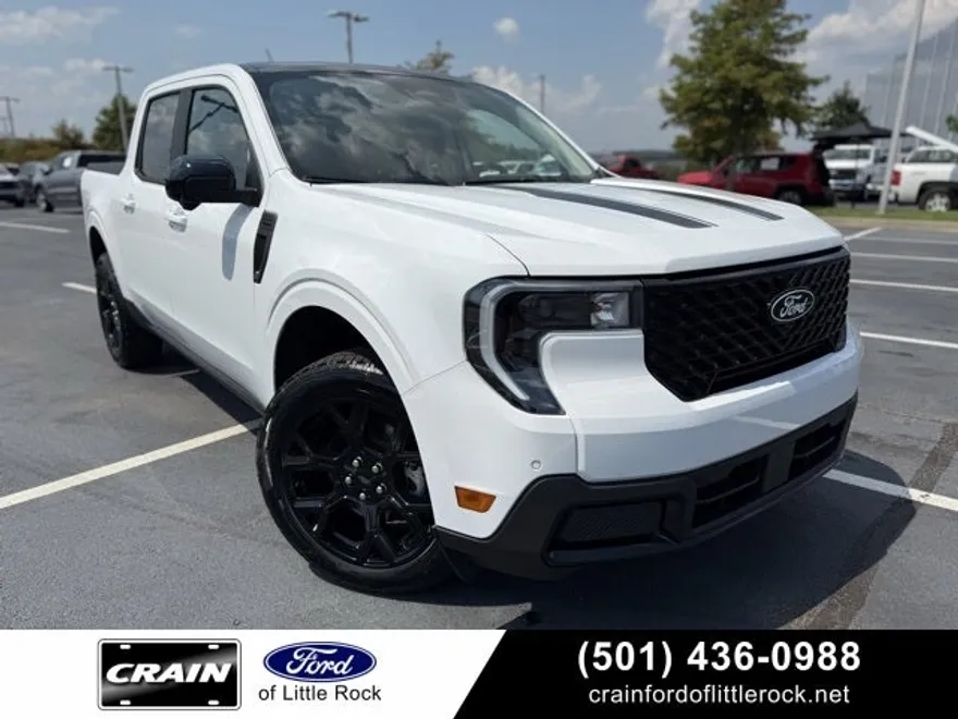 2025 Ford Maverick Lariat photo 1