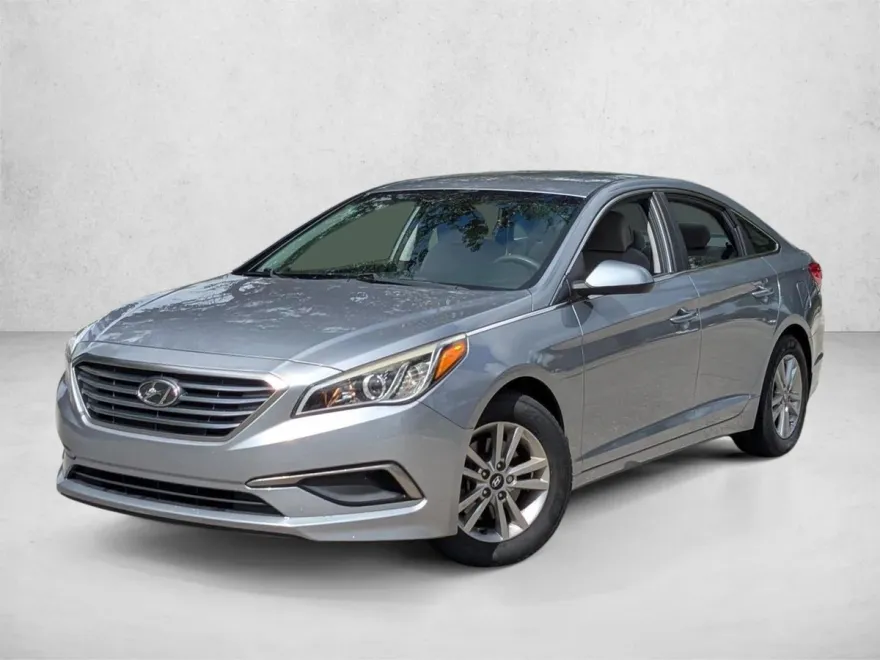 2016 Hyundai Sonata SE photo 1