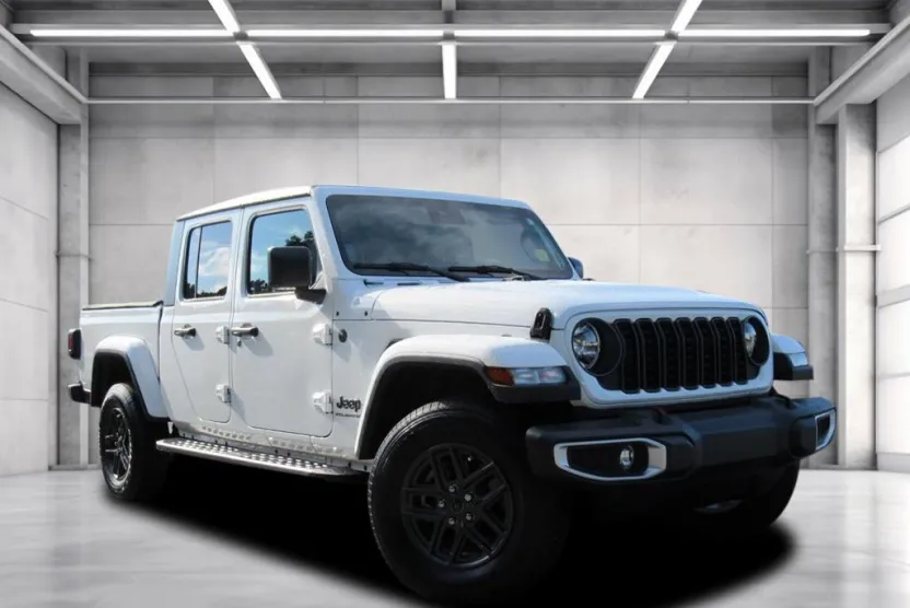 2024 Jeep Gladiator Sport S photo 1