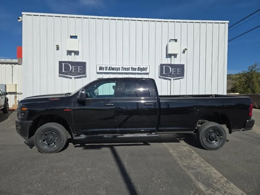 2025 Ram 2500 Tradesman photo 1