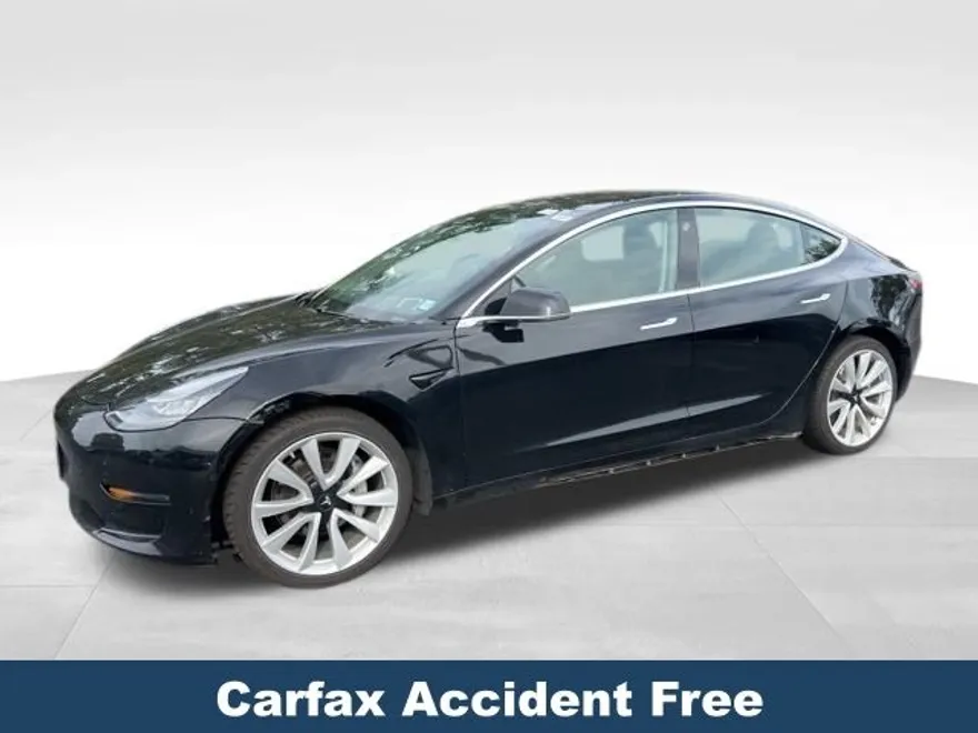 2020 Tesla Model 3 Standard Range Plus photo 1