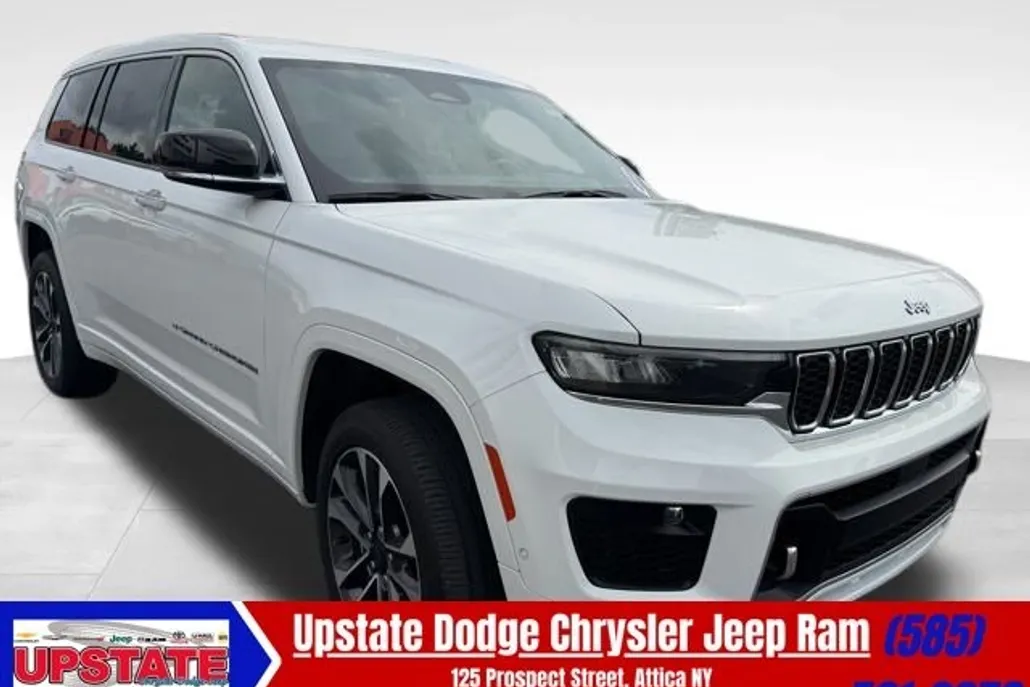 2022 Jeep Grand Cherokee Overland photo 1