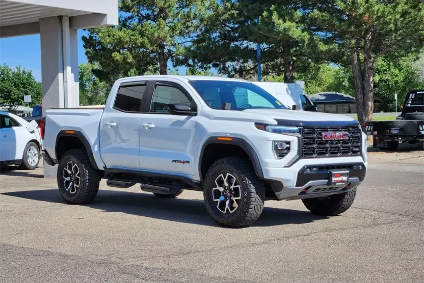 2024 Gmc Canyon AT4X photo 1