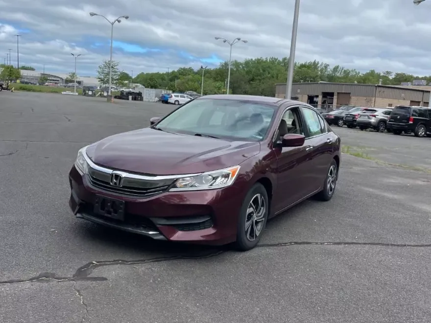 2016 Honda Accord LX photo 1