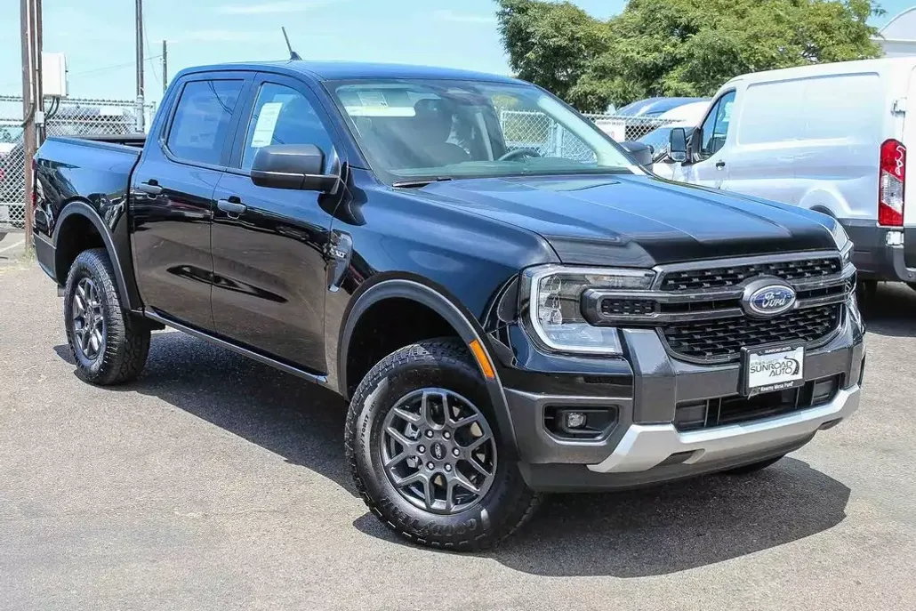2025 Ford Ranger XLT photo 1
