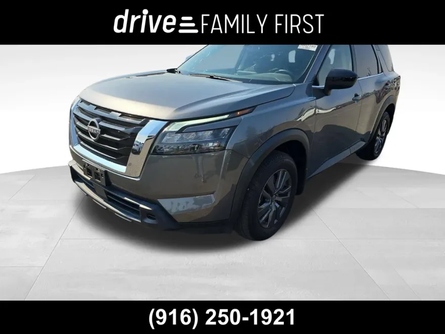 2023 Nissan Pathfinder S photo 1