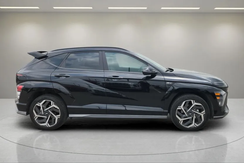 2024 Hyundai Kona N Line photo 1