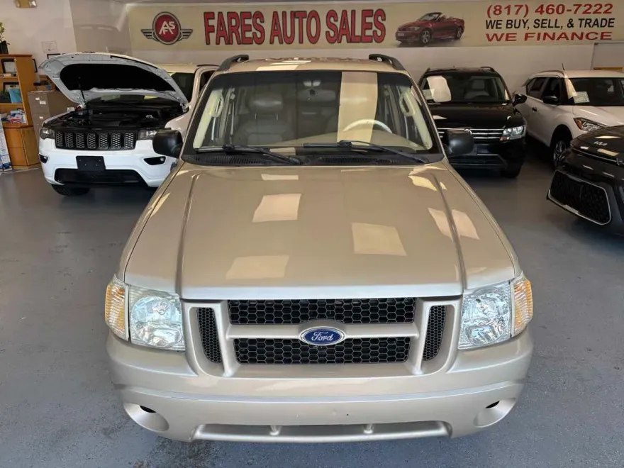 2005 Ford Explorer Sport Trac XLS photo 1