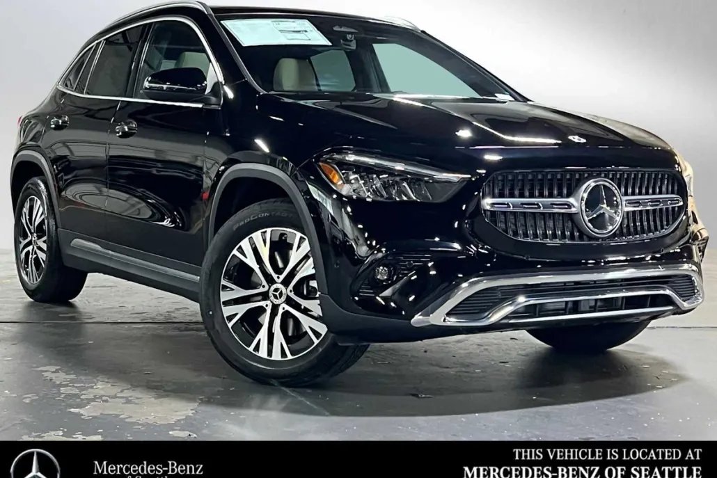2026 Mercedes Benz GLA 250 4MATIC photo 1