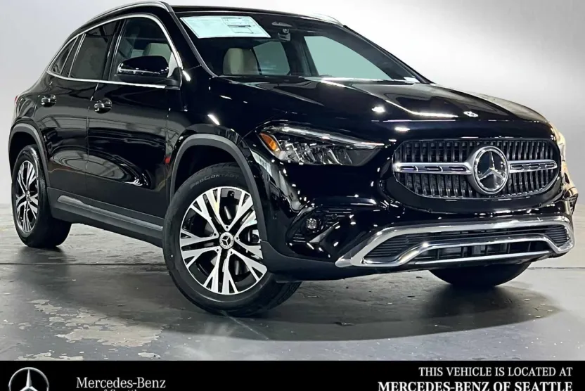 2026 Mercedes Benz GLA 250 4MATIC photo 1