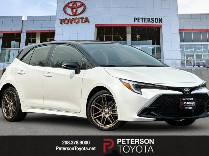 2025 Toyota Corolla SE photo 1