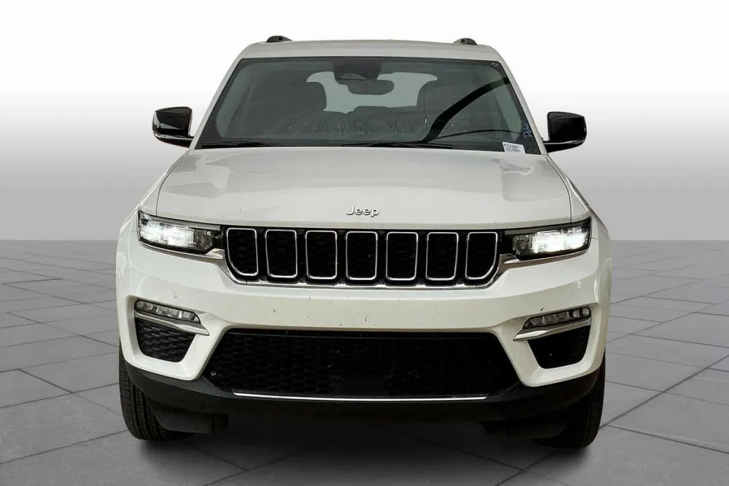 2023 Jeep Grand Cherokee Limited photo 1