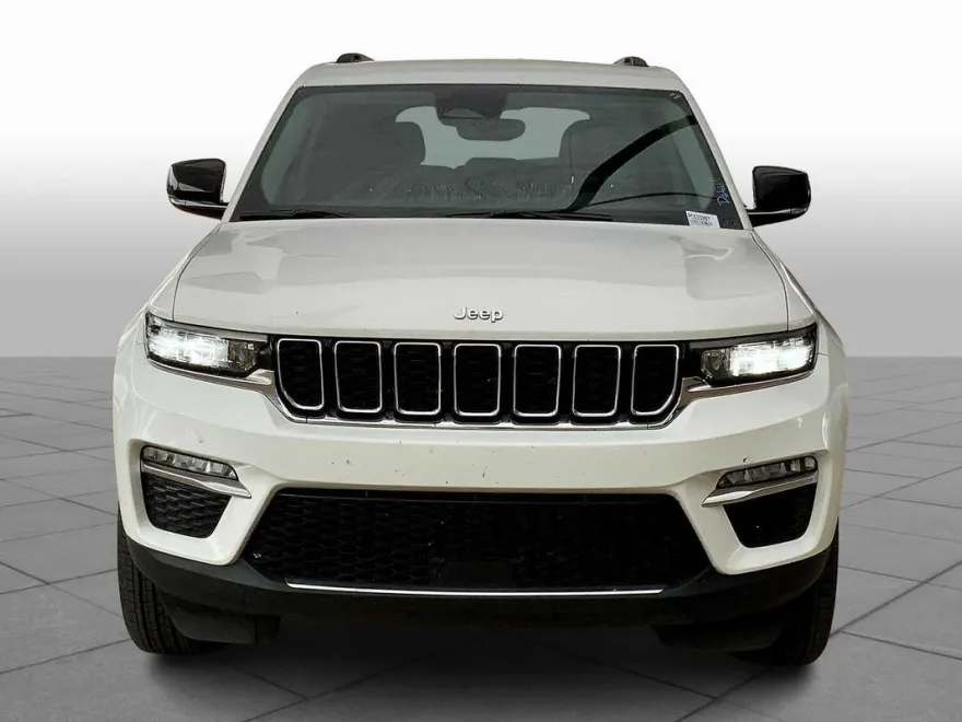 2023 Jeep Grand Cherokee Limited photo 1