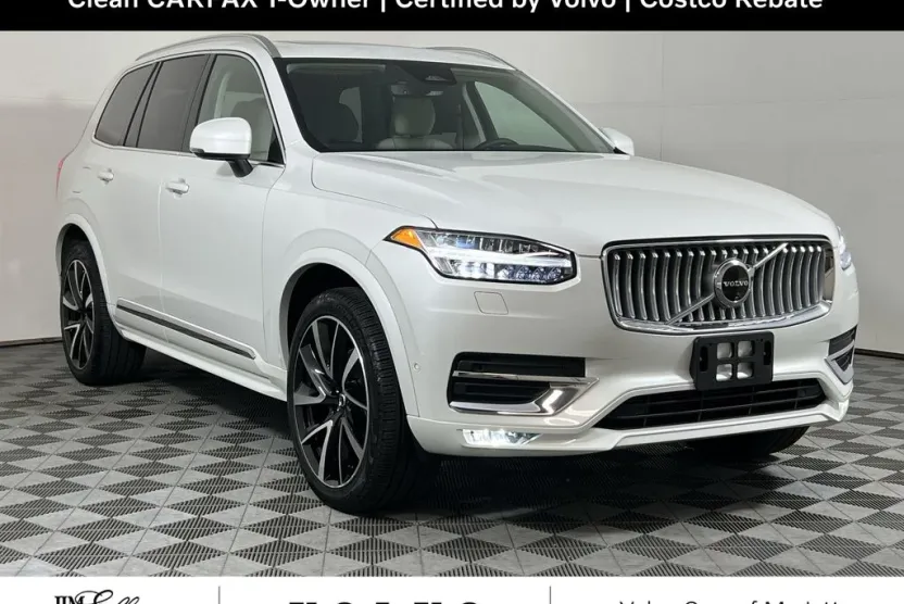 2024 Volvo XC90 Plus photo 1