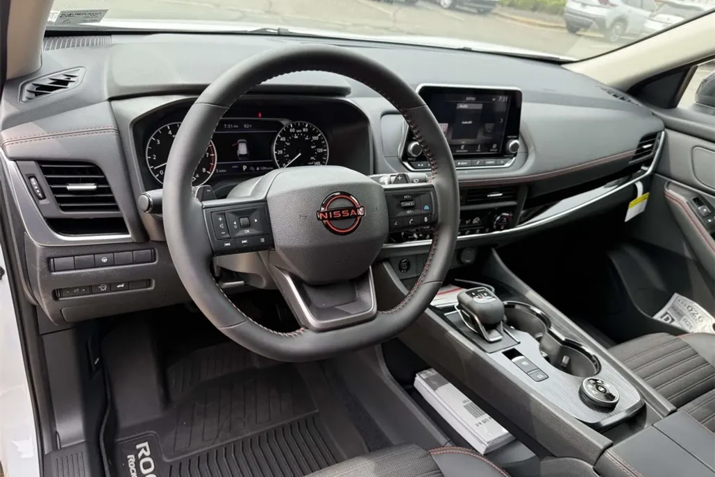 2026 Nissan Rogue SV photo 1