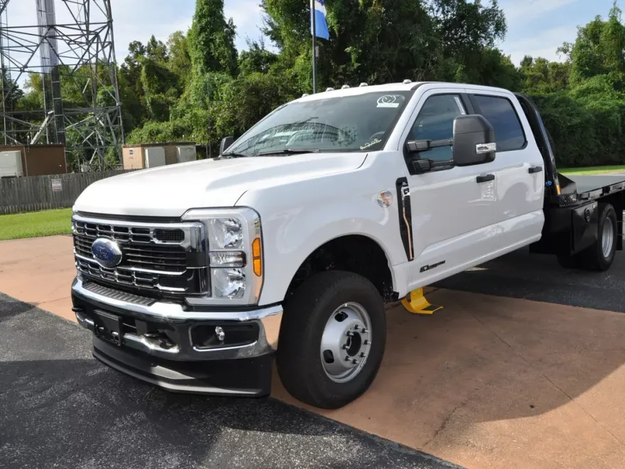 2026 Ford F-350 XL photo 1