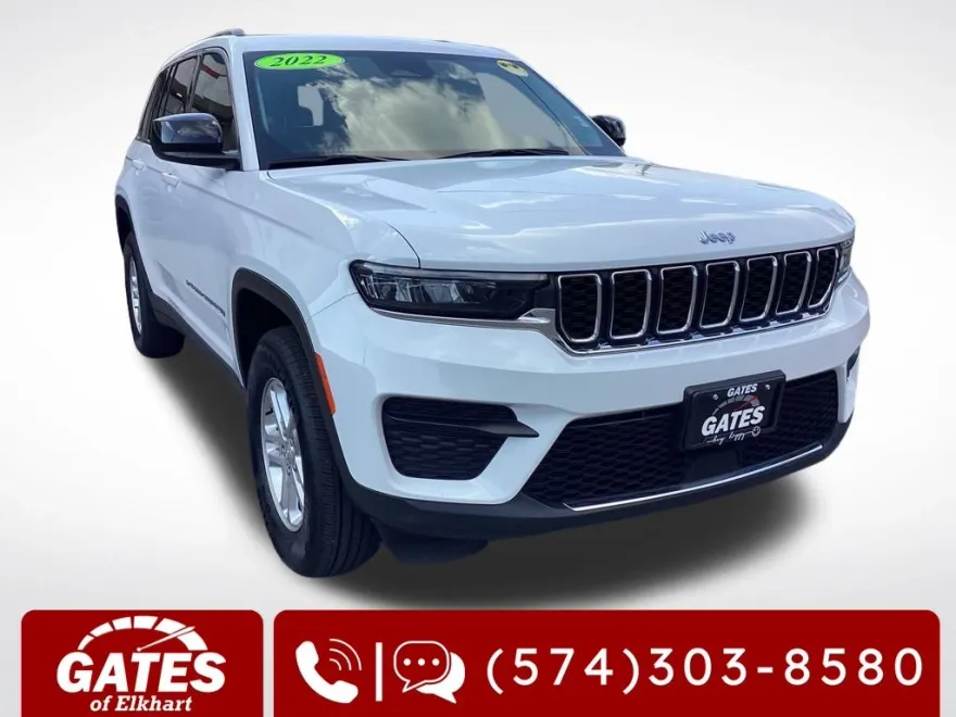 2022 Jeep Grand Cherokee Laredo photo 1
