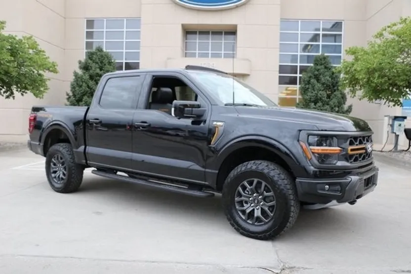 2025 Ford F-150 Tremor photo 1