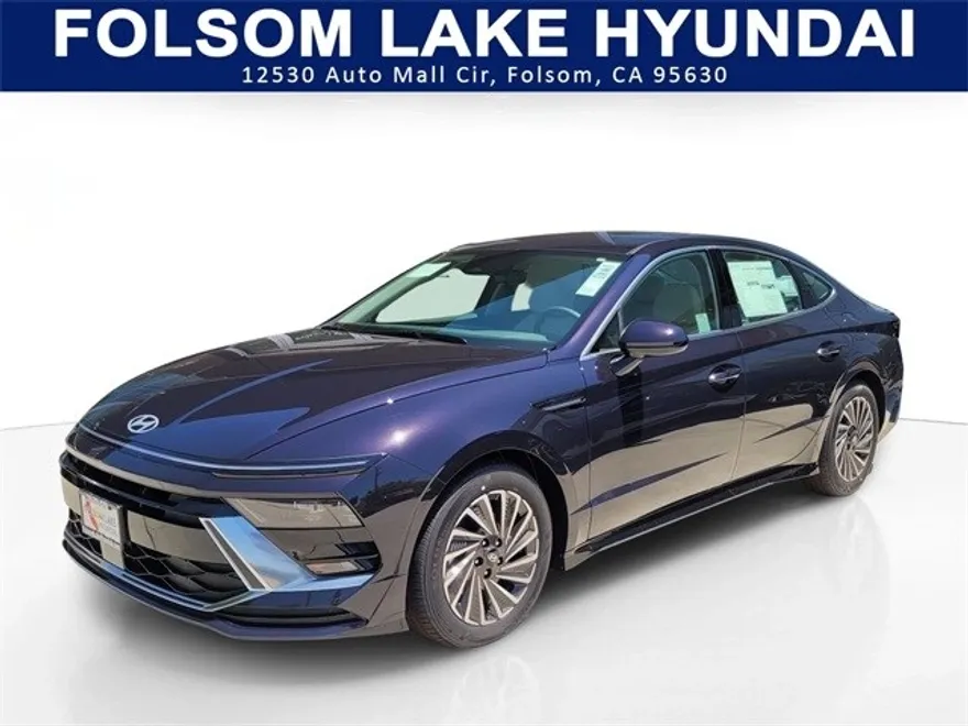 2025 Hyundai Sonata Hybrid SEL photo 1