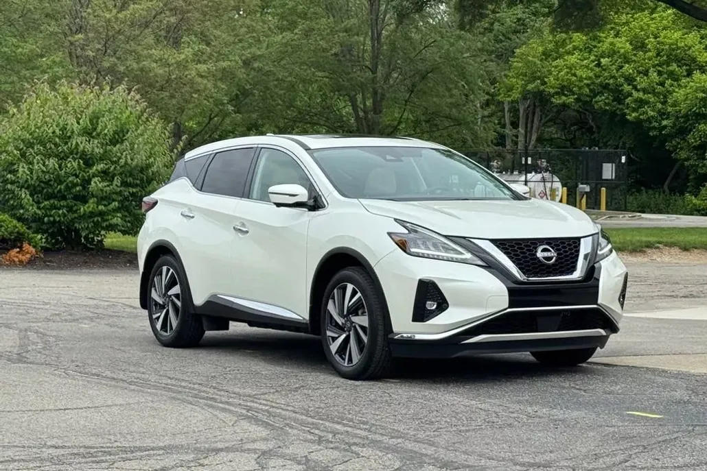2024 Nissan Murano SL photo 1