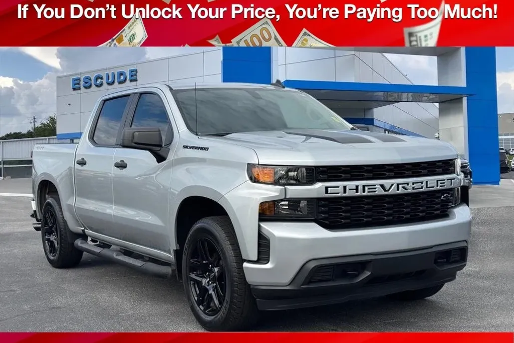 2021 Chevrolet Silverado 1500 Custom photo 1