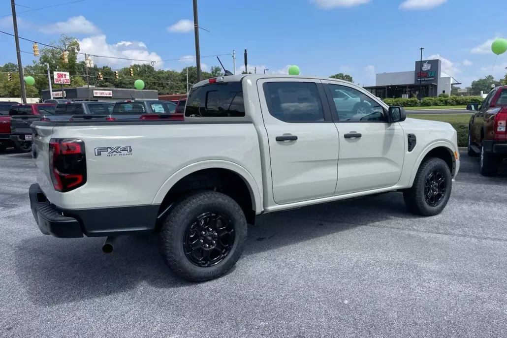 2025 Ford Ranger XLT photo 1