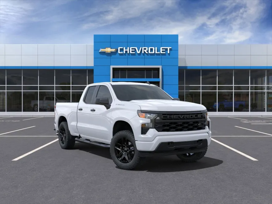 2025 Chevrolet Silverado Custom photo 1