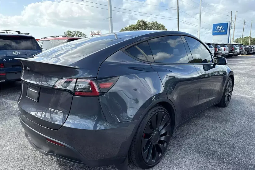 2021 Tesla Model Y Performance photo 1
