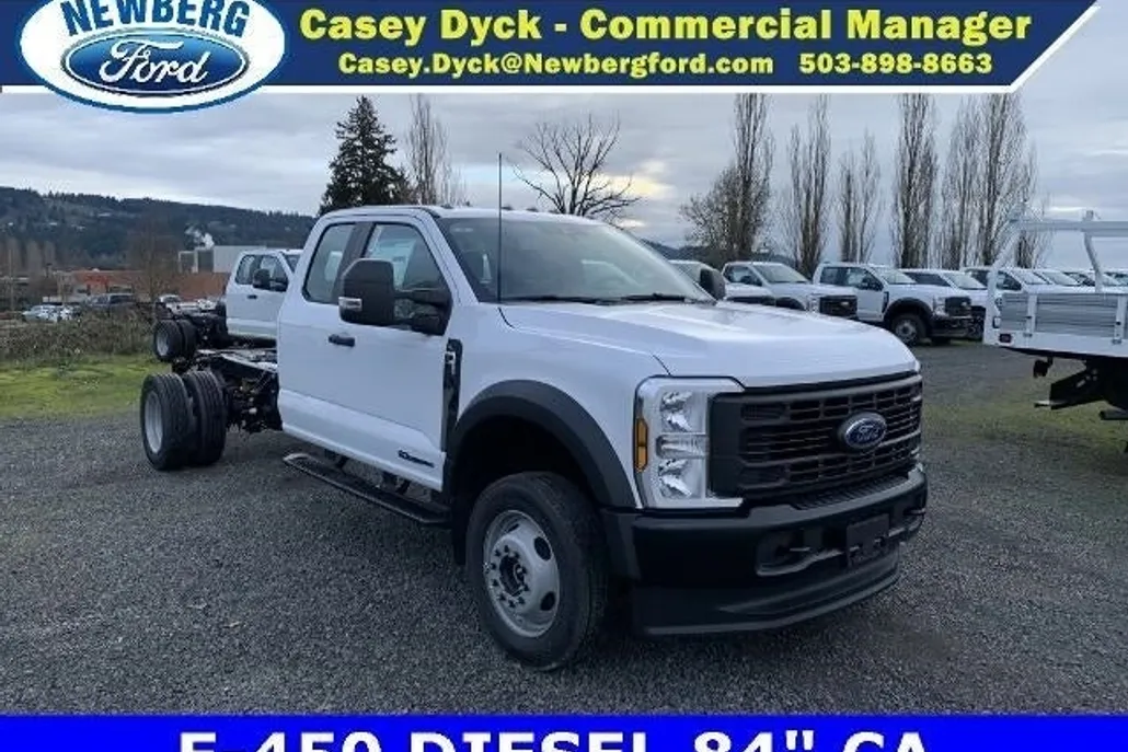 2025 Ford F-450 XL photo 1