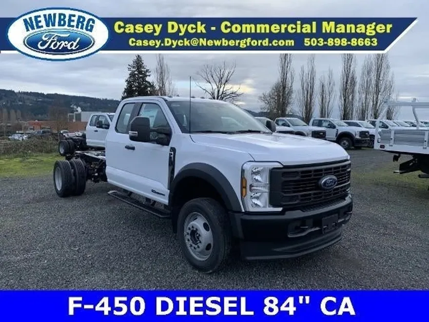 2025 Ford F-450 XL photo 1