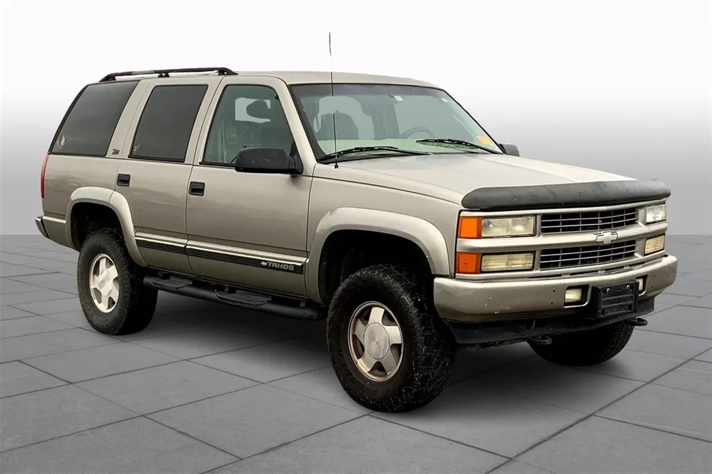 2000 Chevrolet Tahoe Z71 photo 1
