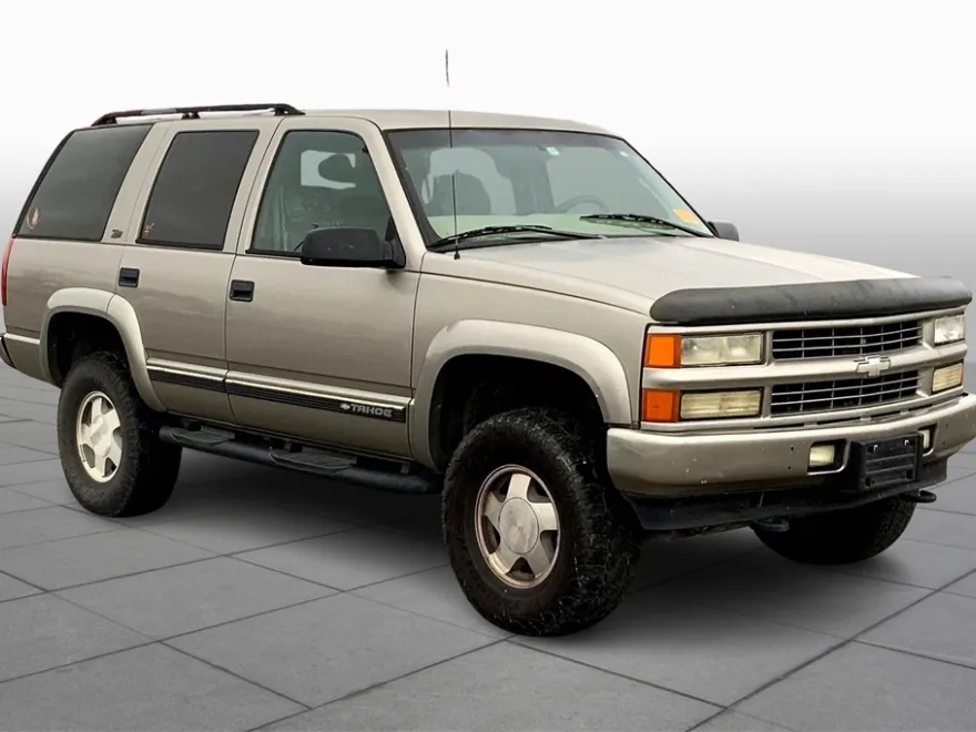 2000 Chevrolet Tahoe Z71 photo 1